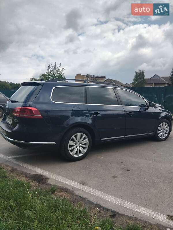 Универсал Volkswagen Passat 2013 в Ивано-Франковске
