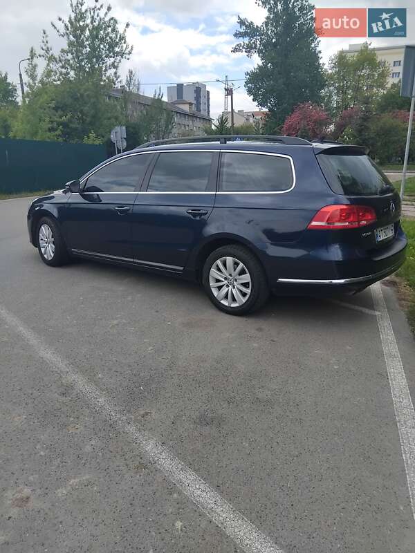 Универсал Volkswagen Passat 2013 в Ивано-Франковске
