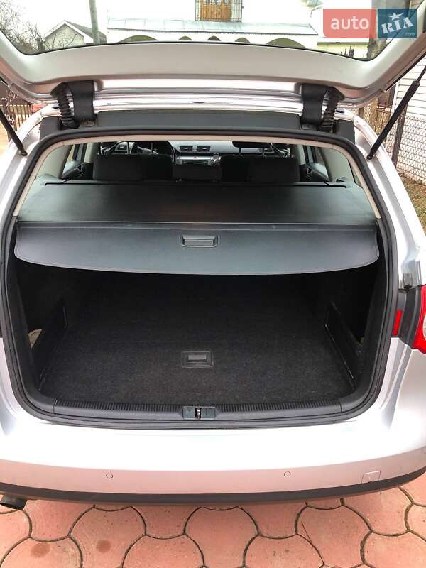 Универсал Volkswagen Passat 2009 в Перегинском