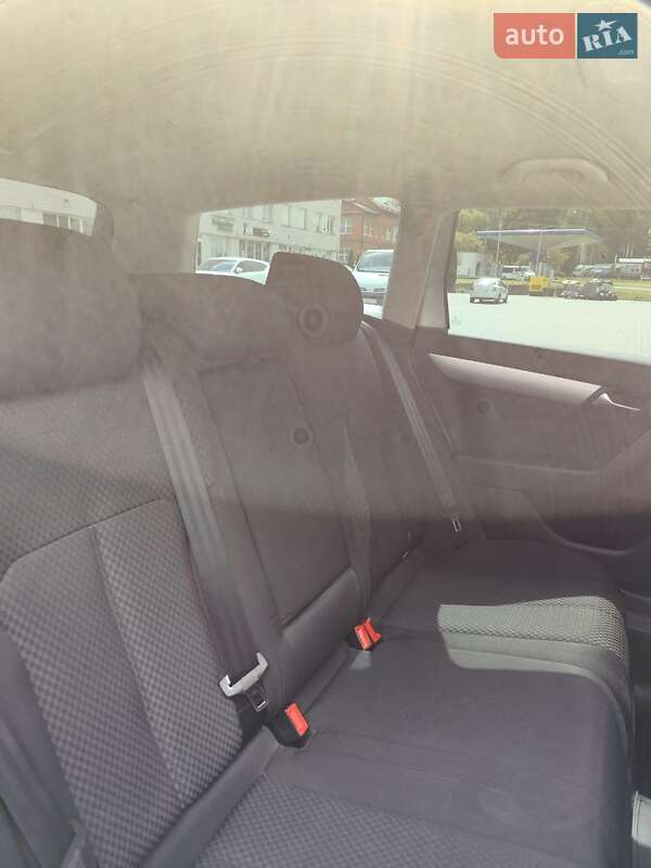 Универсал Volkswagen Passat 2012 в Львове