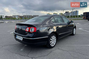 Седан Volkswagen Passat 2009 в 