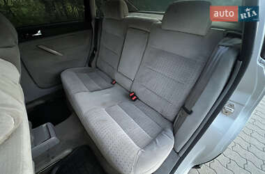 Седан Volkswagen Passat 1999 в 