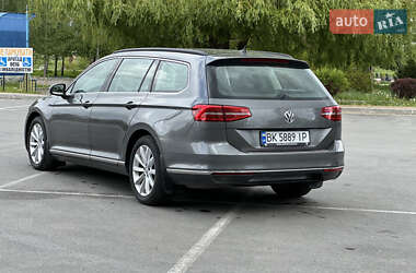 Универсал Volkswagen Passat 2015 в 