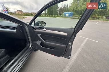 Универсал Volkswagen Passat 2015 в 