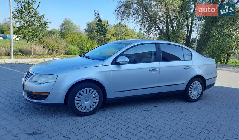Седан Volkswagen Passat 2005 в Хмельницком