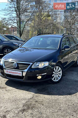 Универсал Volkswagen Passat 2010 в Сумах