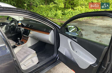 Универсал Volkswagen Passat 2005 в 