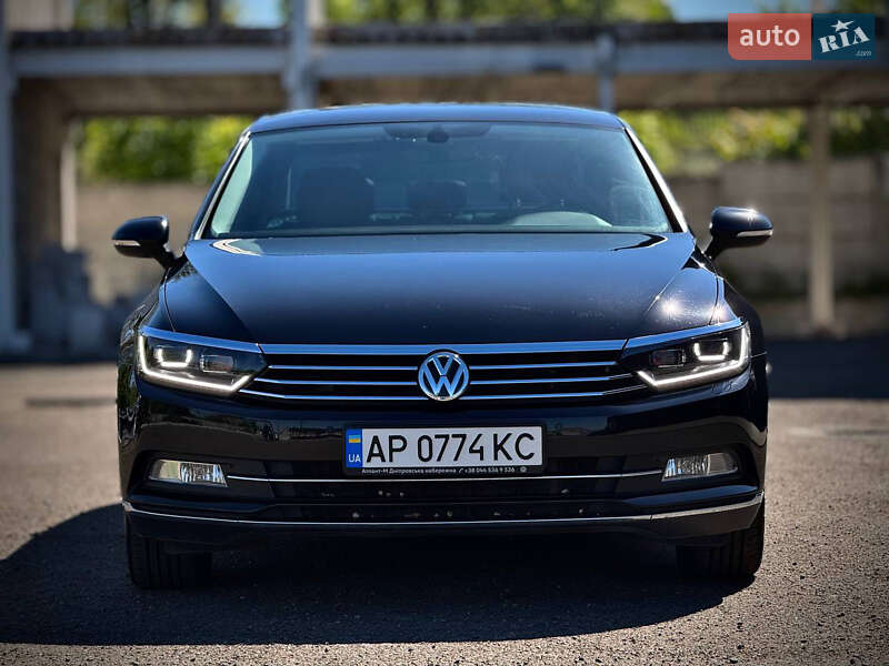 Седан Volkswagen Passat 2018 в Запоріжжі