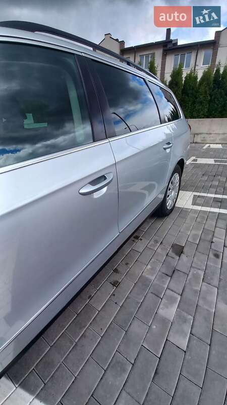 Універсал Volkswagen Passat 2007 в Рівному