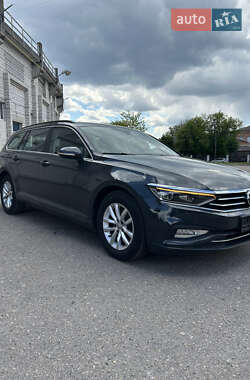 Універсал Volkswagen Passat 2020 в Білій Церкві