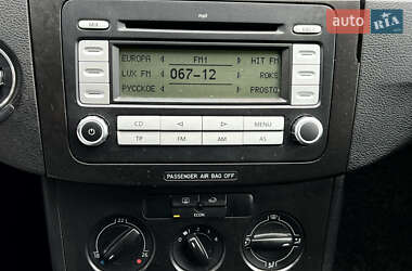 Седан Volkswagen Passat 2006 в 