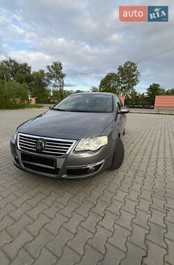 Седан Volkswagen Passat 2006 в Дрогобыче