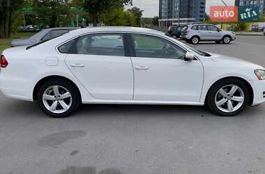 Седан Volkswagen Passat 2011 в 