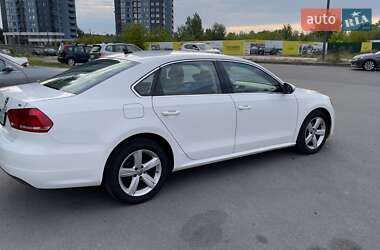 Седан Volkswagen Passat 2011 в 