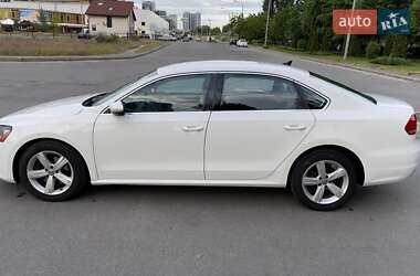 Седан Volkswagen Passat 2011 в 