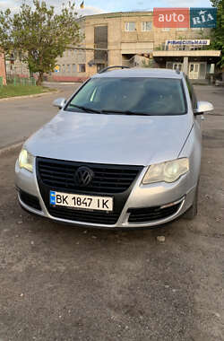 Універсал Volkswagen Passat 2005 в Рівному
