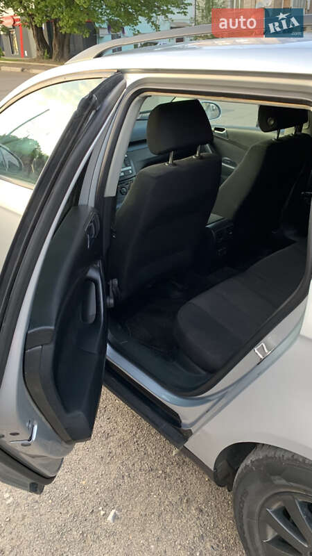 Універсал Volkswagen Passat 2005 в Рівному