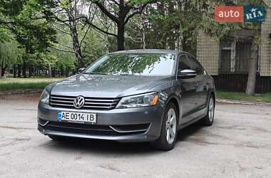 Седан Volkswagen Passat 2013 в Жовтих Водах