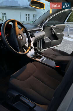 Универсал Volkswagen Passat 2005 в 