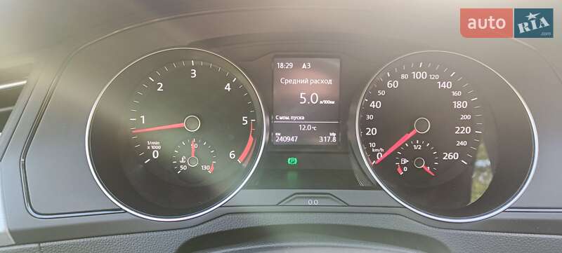 Універсал Volkswagen Passat 2014 в Києві