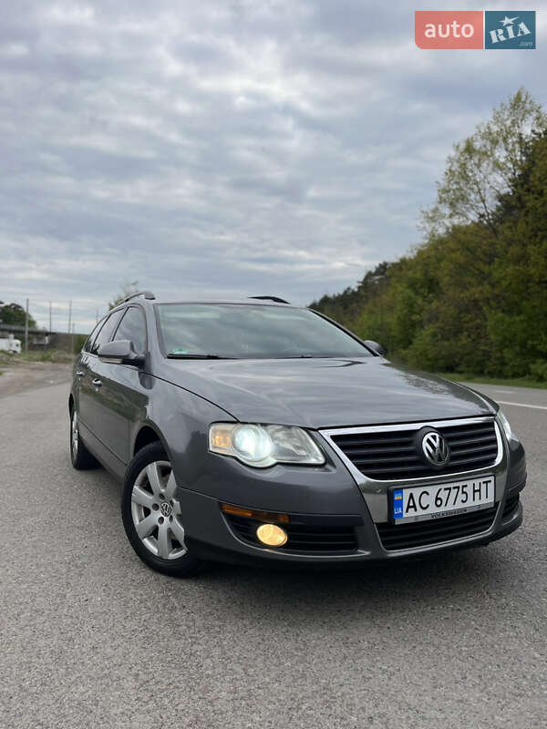 Универсал Volkswagen Passat 2008 в Луцке