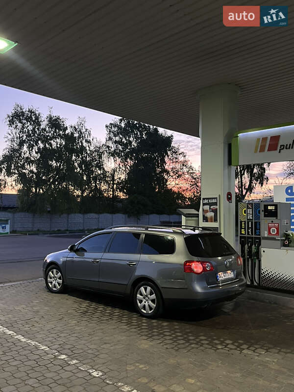 Универсал Volkswagen Passat 2008 в Луцке