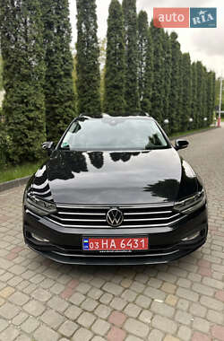 Універсал Volkswagen Passat 2021 в Луцьку