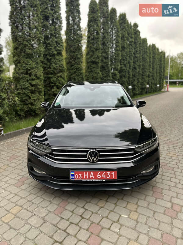 Volkswagen Passat 2021