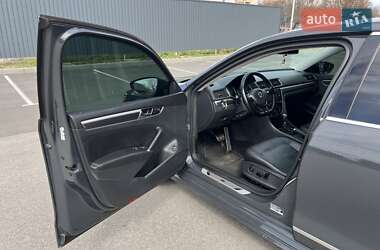 Седан Volkswagen Passat 2017 в 