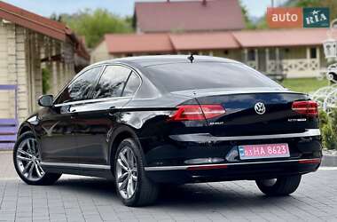 Седан Volkswagen Passat 2015 в 