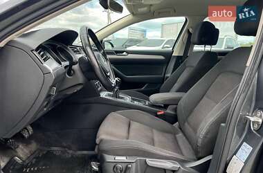 Универсал Volkswagen Passat 2015 в 