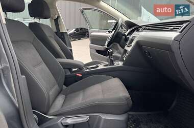 Универсал Volkswagen Passat 2015 в 