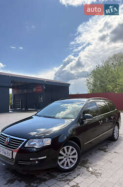 Універсал Volkswagen Passat 2005 в Бродах