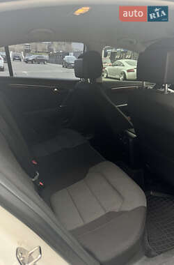 Седан Volkswagen Passat 2012 в 