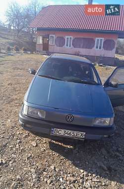 Седан Volkswagen Passat 1988 в 
