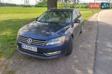 Седан Volkswagen Passat 2013 в Киеве