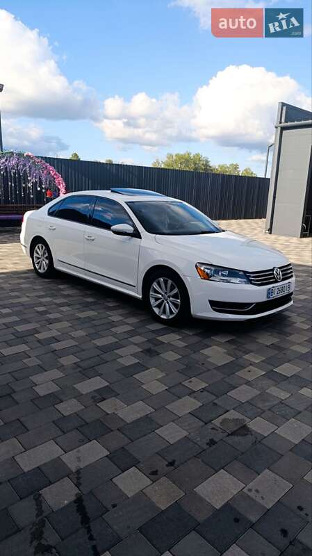 Седан Volkswagen Passat 2012 в Полтаві