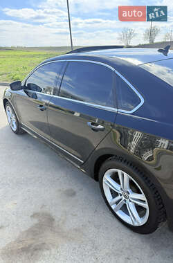 Седан Volkswagen Passat 2014 в 