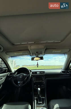 Седан Volkswagen Passat 2014 в 