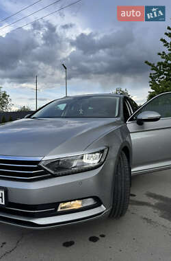 Універсал Volkswagen Passat 2015 в 