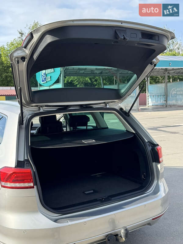 Универсал Volkswagen Passat 2015 в Немирове фото 40 Универсал Volkswagen Passat 2015 в Немирове