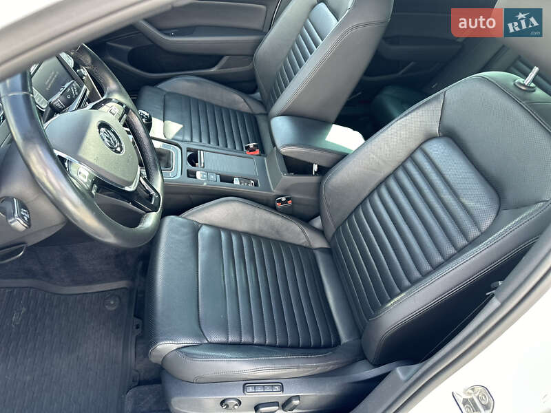 Универсал Volkswagen Passat 2016 в Беляевке