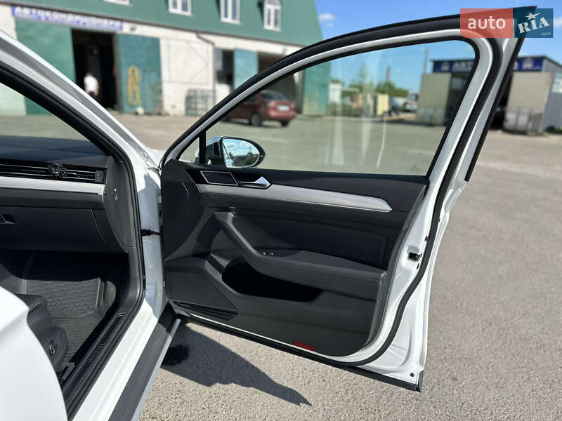 Универсал Volkswagen Passat 2016 в Беляевке