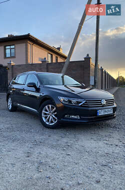 Универсал Volkswagen Passat 2017 в Киеве