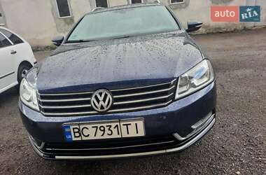 Універсал Volkswagen Passat 2011 в Зборові