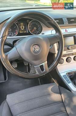 Универсал Volkswagen Passat 2009 в 