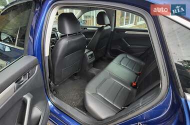 Седан Volkswagen Passat 2016 в 