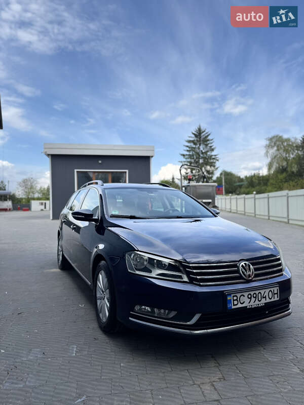 Универсал Volkswagen Passat 2011 в Львове фото 3 Универсал Volkswagen Passat 2011 в Львове