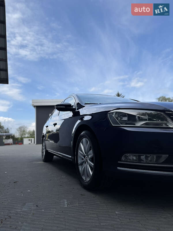 Универсал Volkswagen Passat 2011 в Львове фото 4 Универсал Volkswagen Passat 2011 в Львове