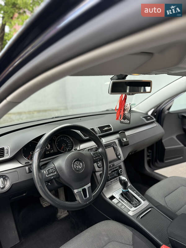 Универсал Volkswagen Passat 2011 в Львове фото 25 Универсал Volkswagen Passat 2011 в Львове